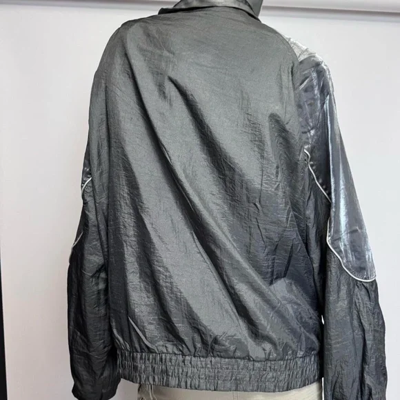 ✨️Black Women's Quilted Zip-Front Jacket✨️ - Picture 3 of 4